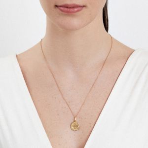 Pingente Medalha de São Bento em Prata 925 com banho de Ouro amarelo 18k