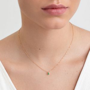 Pingente em Gota com Esmeralda e Diamante em Ouro Amarelo 18k