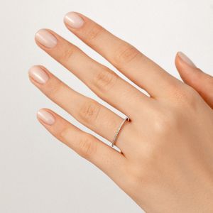 Anel Meia Aliança com Diamantes em Ouro Branco 18k