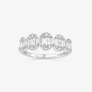 Anel com Diamantes em Ouro Branco 18k