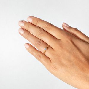 Anel Solitário com 20 pontos de Diamantes em Ouro Amarelo 18k